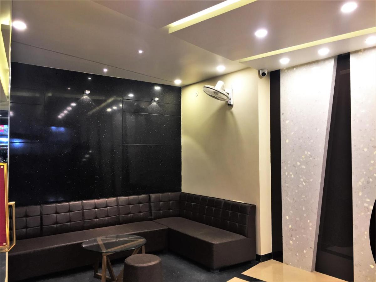 Hotel Bharat Kota  Bagian luar foto