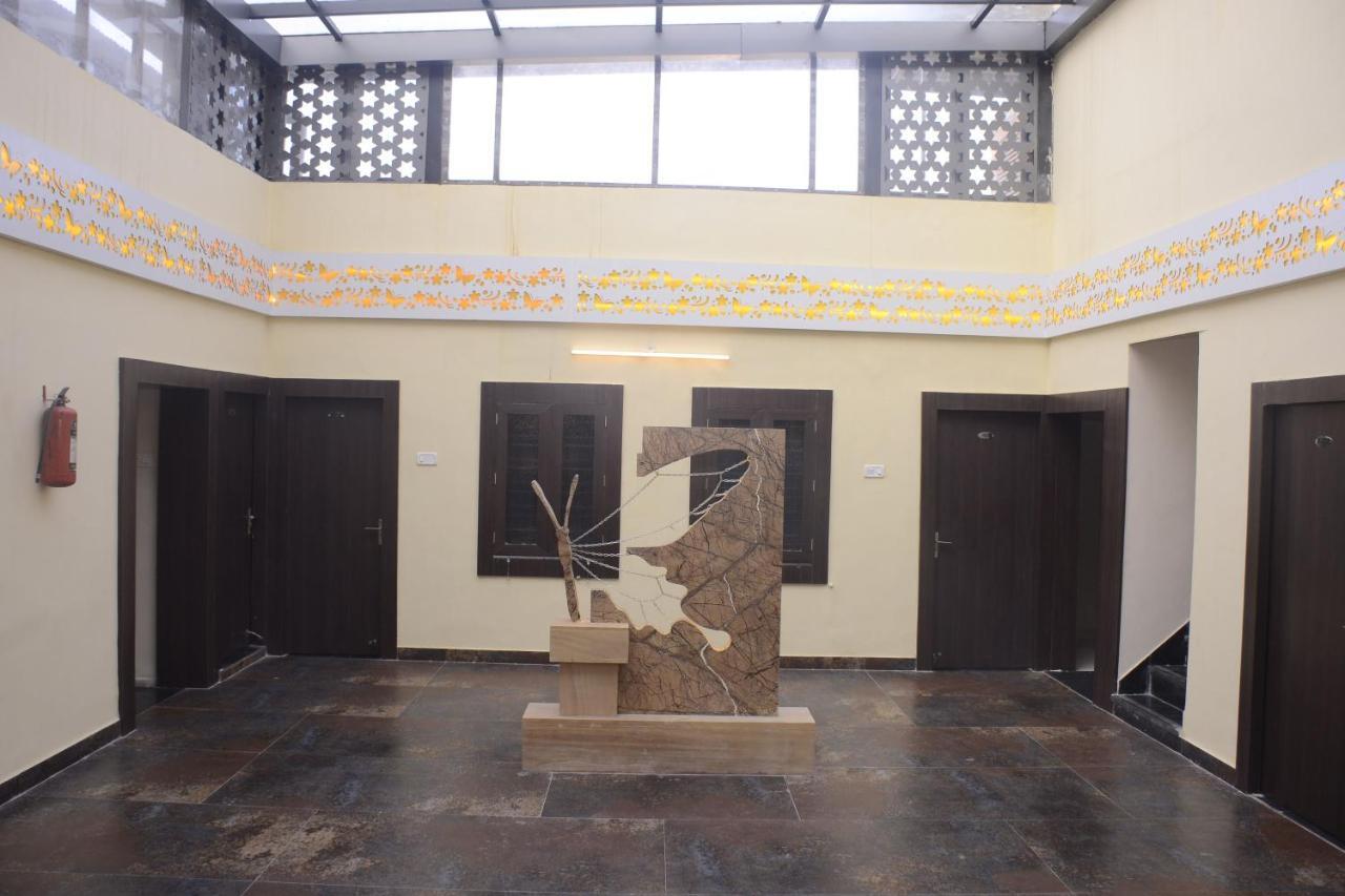 Hotel Bharat Kota  Bagian luar foto